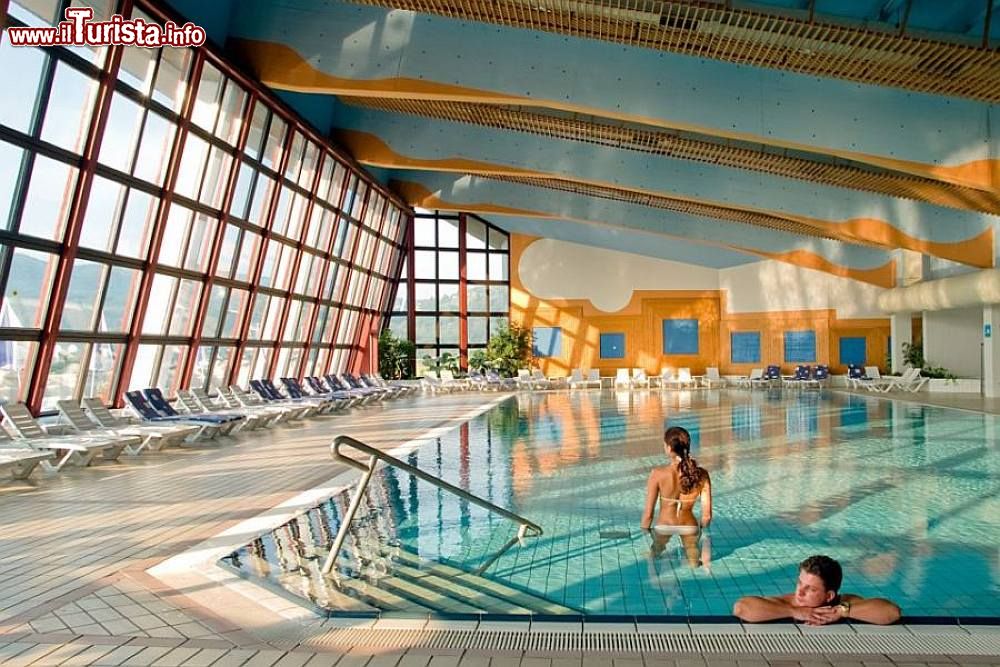 Immagine Hotel terme, turisti nei bagni di Catez in Slovenia