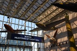 L'eposizione dedicata a Boeing Milestones of Flight Hall al Museo Nazionale dell'Aria e dello Spazio di Washington DC, Stati Uniti. In quest'area sono esposti e celebrati alcuni ...