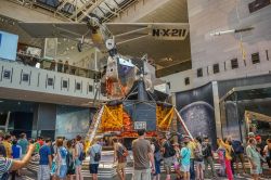 il LEM, il modulo di allunaggio delle missioni Apollo all'interno del National Air and Space Museum di Washington DC, USA - © A.Ruiz / Shutterstock.com