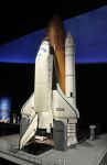 Il modello dello Space Shuttle Columbia al National Air and Space Museum di Washington DC, USA. Secondo orbiter costruito nel programma Space Shuttle dopo l'Enterprise, nel 2003 si disintegrò ...