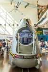 La capsula di Felix Baumgartner al National Air and Space Museum di Washington DC, Stati Uniti. Questo paracadutista e base jumper austriaco ha conquistato, fra gli altri, il record per la velocità ...