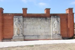 Il Parco delle Statue di Budapest (Memento Park) ...