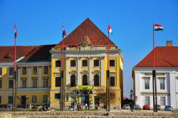 Il Várszínház nel quartiere di Varnegyed (Budapest) è il più antico e funzionante teatro di Budapest. Fu costruito nel 1763 come monastero carmelitano e convertito ...