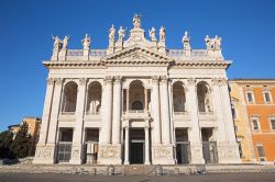 La facciata della Basilica di San Giovanni in Laterano a Roma, una delle chiese più importanti della cristianità