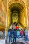 La Scala Santa che conduce alla Cappella Sancta Sanctorum nel complesso di San Giovanni in Laterano a Roma - © Kiev.Victor / Shutterstock.com