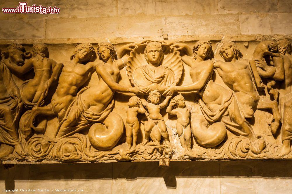 Immagine Un pezzo della collezione eposta nel Museo dell'Opera del Duomo, presso la Cattedrale di Siena - foto © Christian Mueller / Shutterstock.com