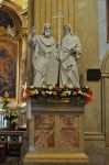 Statue di San Cirillo e San Metodio all'interno ...