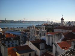 Il ponte 25 de abril, sul Tejo