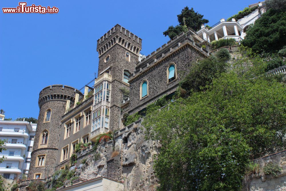 Immagine Il Castello Aselmeyer a Napoli