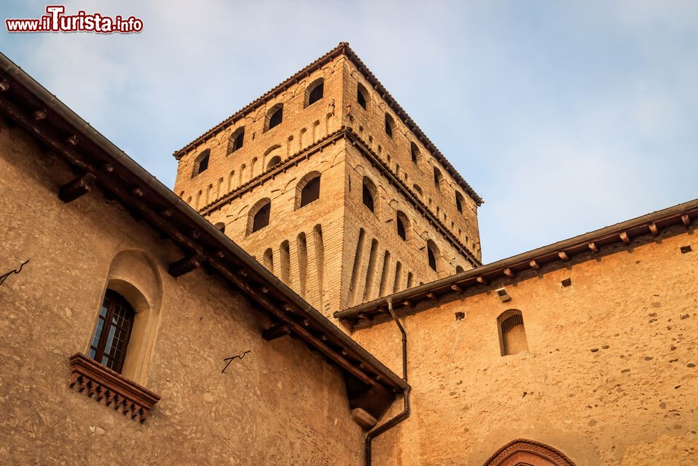 Immagine Particolare del grande Castello di Torrechiara, Monumento Nazionale in Emilia.