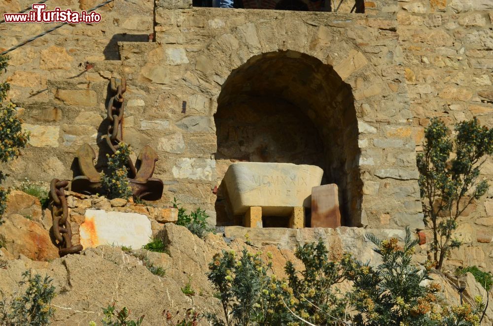 Immagine Particolare esterno della chiesetta sul mare di Alassio