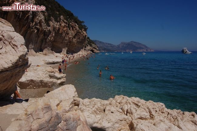 Immagine Le rocce di Cala Luna