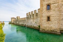 Il Castello Scaligero di Sirmione sul Lago di Garda