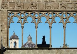 Dettaglio della Loggia dei Papi a Viterbo.