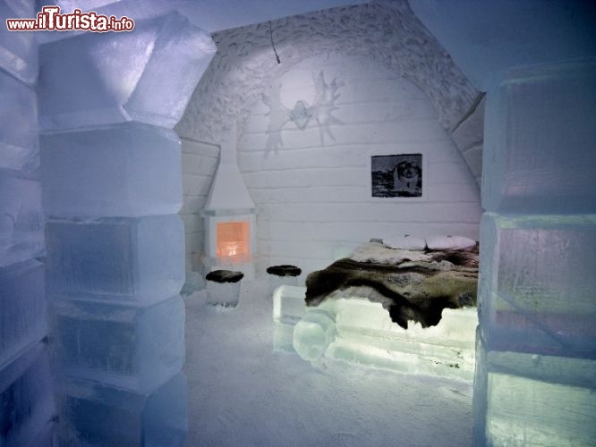 Photographer: Leif Milling - Artist/s: ICEHOTEL Production & Building team - Suite: Midvinternatt
