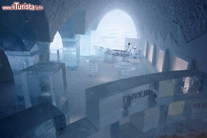 Photographer: Leif Milling - Artist/s: Jon Nilsson, Jens Thoms & Mats Nilsson - ABSOLUT ICEBAR JUKKASJRVI: Struck the nerve
