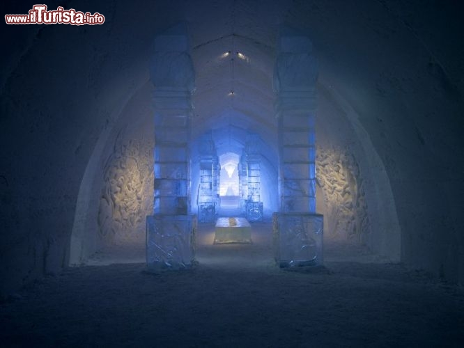Photographer: Leif Milling - Artist/s: Sofi Ruotsalainen, Mats Nille Nilsson & Lena Kristrm - ICEHOTEL Main Hall: I Indialand
