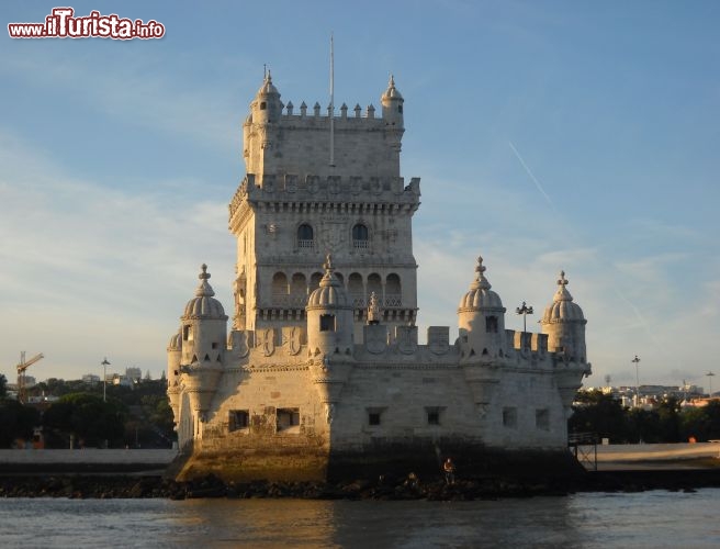 Immagine La Torre de Belm vista dal Tejo