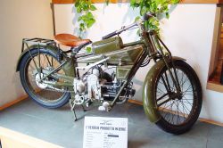 Moto Guzzi Normale, il primo motoveicolo prodotto in serie - © Serge PIOTIN, CC BY-SA 2.5, Wikipedia