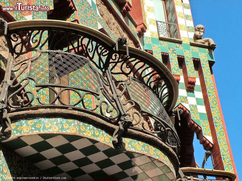 Immagine I colori della facciata di Casa Vicens a Barcellona - © engineervoshkin / Shutterstock.com