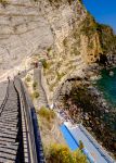 La scalinata che scende alla spiaggia del Sorgeto ad Ischia. - © EugeniaSt / Shutterstock.com