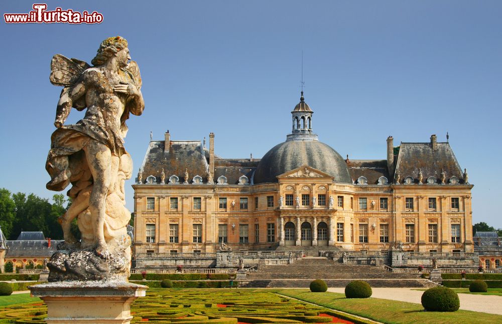 Immagine Il Castello di Chateau de Vaux le Vicomte a Melun, vicino a Parigi in Francia