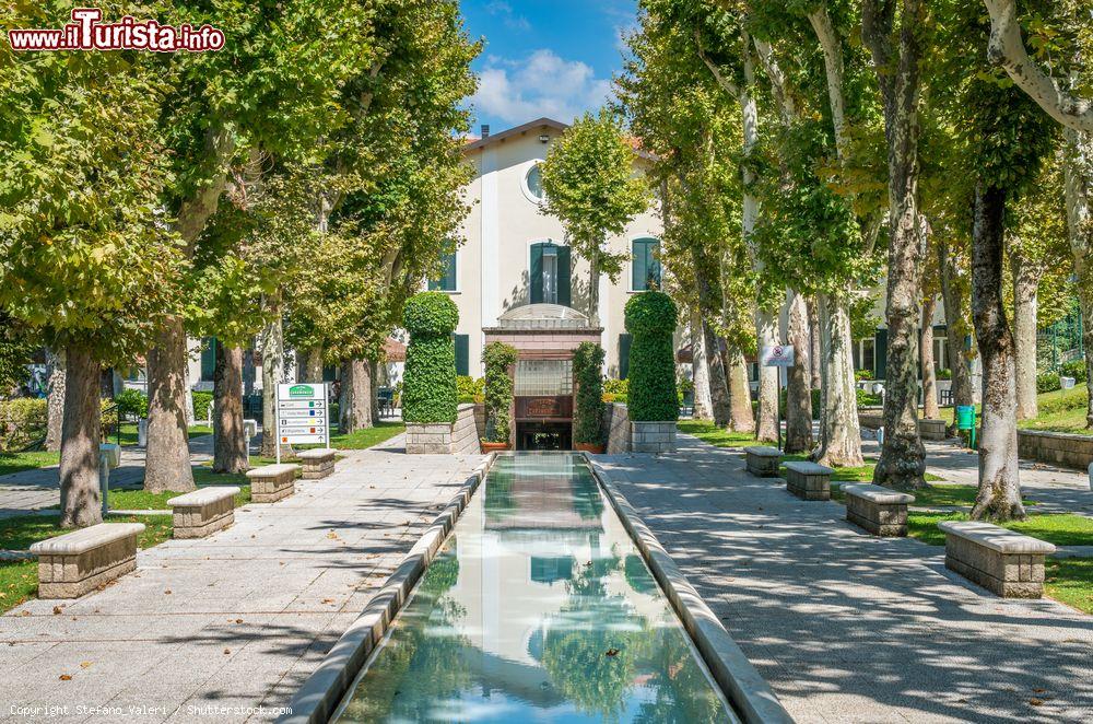 Immagine I bagni termali delle Terme di Caramanico in Abruzzo - © Stefano_Valeri / Shutterstock.com