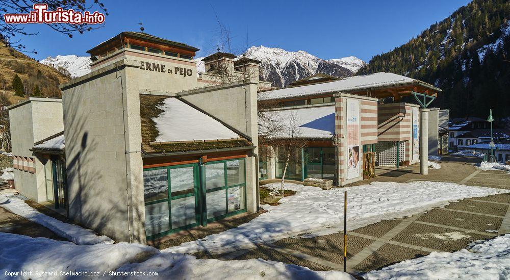 Immagine Lo stabilimento termale di Pejo Fonti, le terme del Trentino sotto al Cevedale - © Ryszard Stelmachowicz / Shutterstock.com