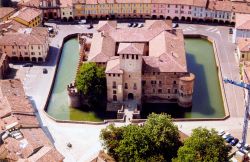 Vista aerea della Rocca Sanvitale di Fontanellato (Parma)
