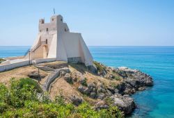 Panorama della torre Truglia a Sperlonga, provincia ...