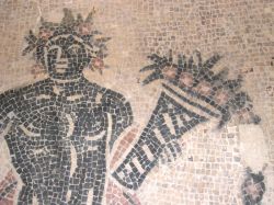 Il detaglio di un mosaico della Villa Romana di Spello in Umbria