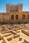 Uno scorcio dall'alto dell'Alcazaba, Alhambra, Granada, in una giornata di sole - © pql89 / Shutterstock.com