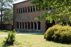 Il Palazzo della Ragione fa parte del complesso della Abbazia di Pomposa, Emilia-Romagna