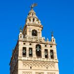 Particolare della cella campanaria della Giralda, la torre della Cattedrale di Siviglia in Spagna