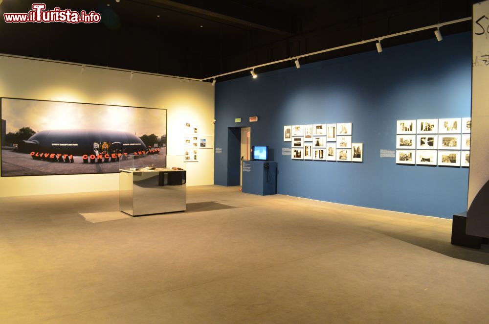 Immagine Una delle sale d'esposizione al Centro Italiano per la Fotografia di Torino in Piemonte