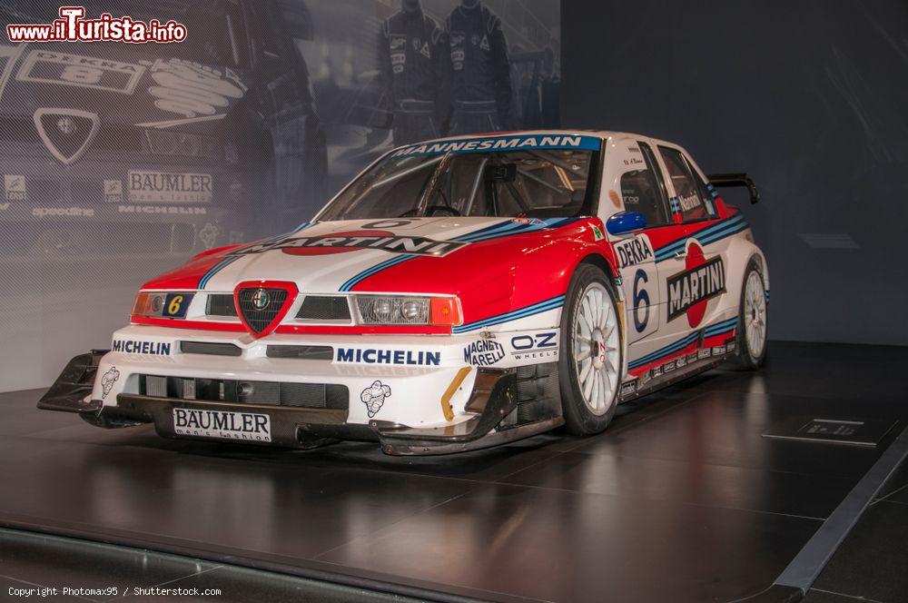 Immagine Al Museo di Arese anche una Alfa Romeo 155 V6 TI DTM - © Photomax95 / Shutterstock.com