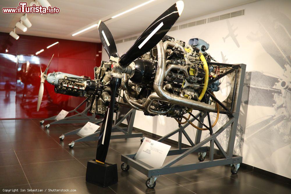 Immagine Anche i motori di aereo tra le produzioni esposte al Museo Storico Alfa Romeo di Arese - © Ion Sebastian / Shutterstock.com