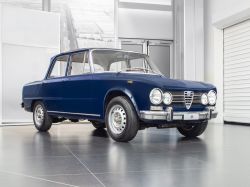 La mitica Alfa Romeo Giulia TI  esposta al Museo Storico Alfa Romeo di Arese, Milano nord-ovest - © Roman Belogorodov / Shutterstock.com