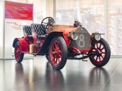 Una 1911 A.L.F.A. 15 HP da corsa esposta al Museo Storico Alfa Romeo ad Arese - © Roman Belogorodov / Shutterstock.com