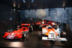 Auto da corsa da Formula 1 al Museo Storico Alfa Romeo di Arese - © Ion Sebastian / Shutterstock.com