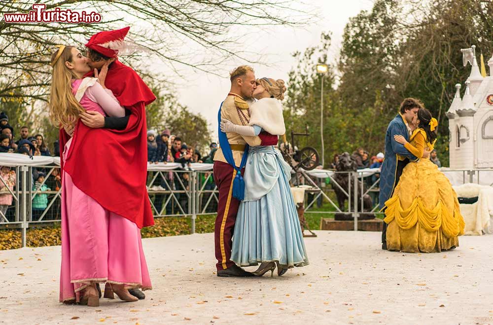 Immagine Ballo di principi e principesse al Fantastico Mondo del Fantastico presso il Castello di lunghezza a Roma- © www.fantasticomondo.it