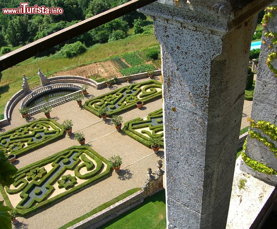 Immagine Uno scorcio del Castello e giardino di Villa Celsa a Sovicille in Toscana