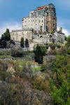 Austera, esoterica ed imponente, la Sacra di San Michele in provincia di Torino