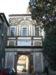 La porta della cittadina di Zagarolo fa parte del complesso - © Palazzo Rospigliosi - CC BY-SA 3.0, Wikipedia
