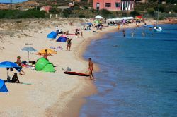 Una spiaggia a Capo Spalmtore, isola della Tavolara, Sardegna