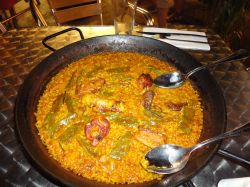 Paella valenciana