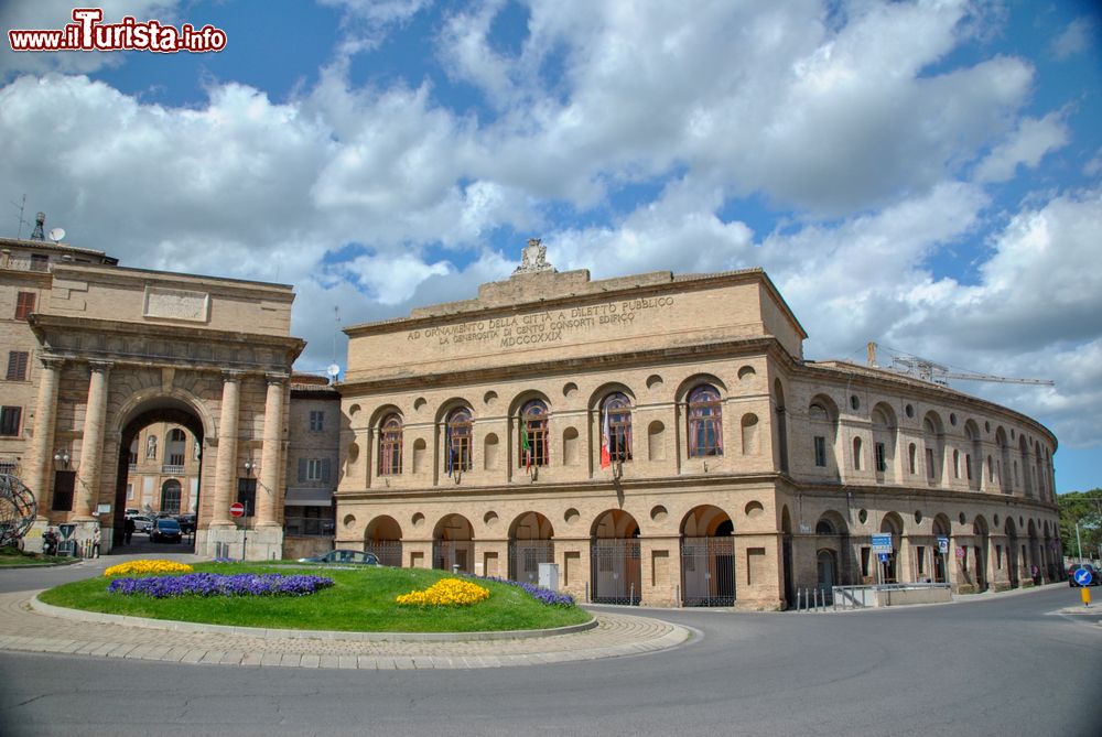 Immagine Il celebre Sferisterio di Macerata il teatro all'aperto delle Marche