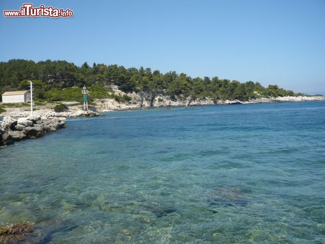 Anche qui il mare che ci si presenta davanti  stupendo...