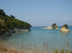 Questa invece  un'altra spiaggia di Sidari chiamata ...