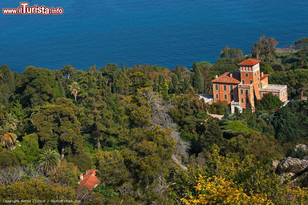 Immagine Vista dall'alto di Capo Mortola, Villa Hanbury e i suoi giardini botanici - May 11 2012: Villa Hanbury - © Bernd Zillich / Shutterstock.com